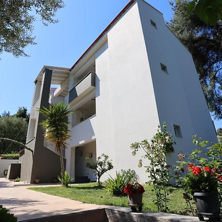 Avra Studios Paliouri Bagian luar foto